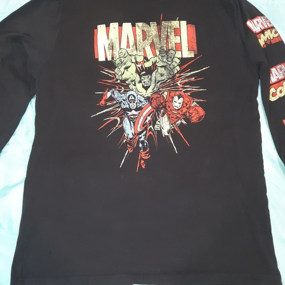 MARVEL COMIC WORN COMIC BOOK LOOK LONG SLEEVE TEE - Picture 3 of 10